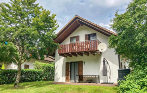 Nice home in Kirchheim with WiFi and 4 Bedrooms